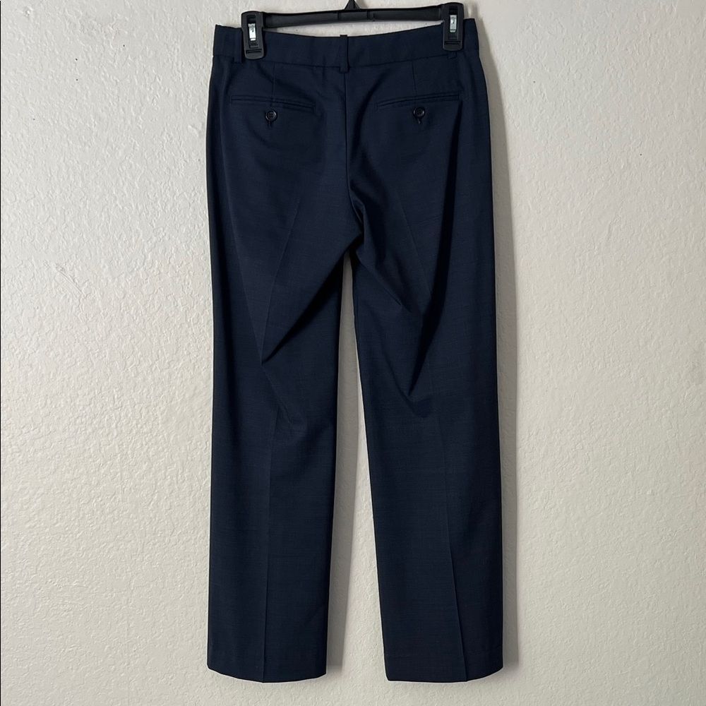 Like New! THEORY Wool Blend Straight Leg Full Length Trouser in Navy in Size 0 - Picture 3 of 11